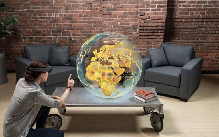 Microsoft HoloLens in 6 weiteren Länder vorbestellbar