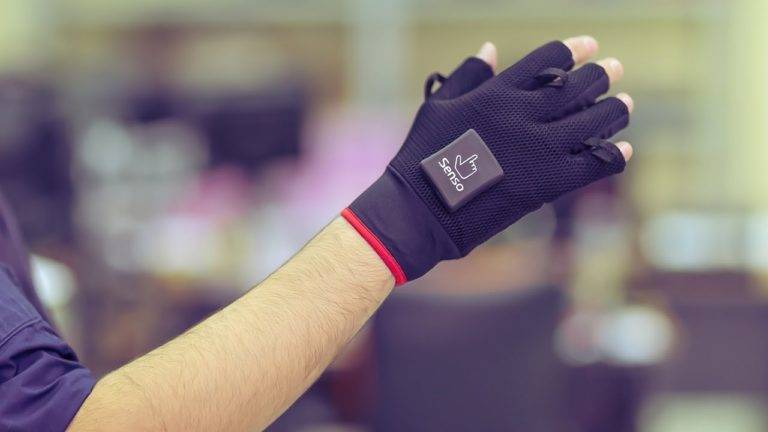 Senso VR Handschuh mit gezieltem Feedback