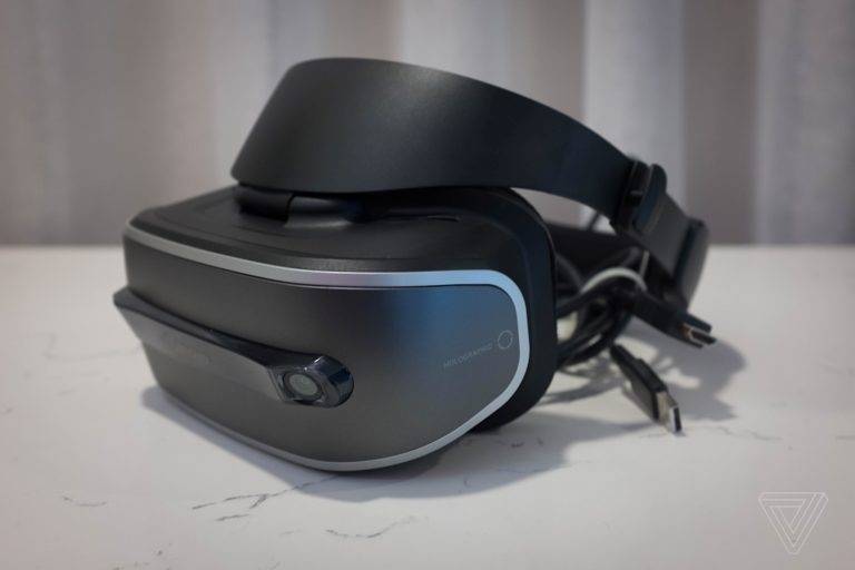Lenovo VR: Virtual Reality Headset für Windows 10 vorgestellt