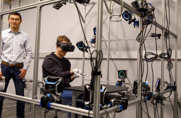 Oculus mit Patente für Datenhandschuhe
