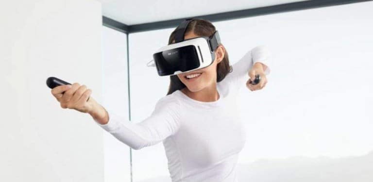 Zeiss VR One Connect bringt SteamVR Spiele auf euer Smartphone